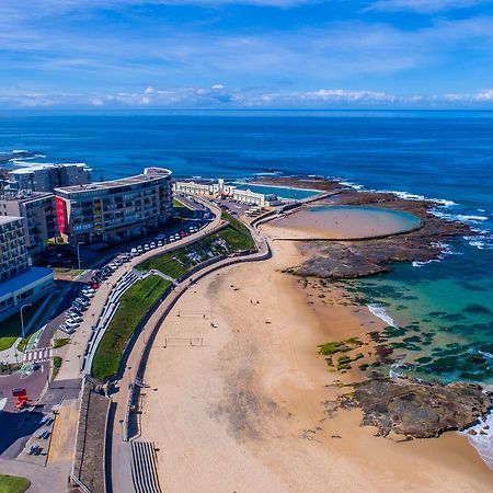 Апартаменти Arena On The Beach Ньюкасл Екстер'єр фото